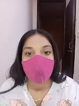 Cute Rakhi8 online show from 06.18.26