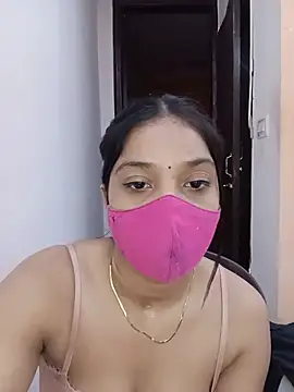 Snapshot of Cute_Rakhi8 chatting on 06.26.26 Cute Rakhi8 online show from 06.26.26