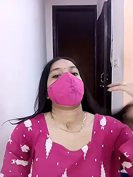 Snapshot of Cute_Rakhi8 chatting on 07.04.26 Cute Rakhi8 online show from 07.04.26