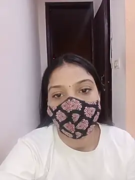 Snapshot of Cute_Rakhi8 chatting on 07.18.26 Cute Rakhi8 online show from 07.18.26