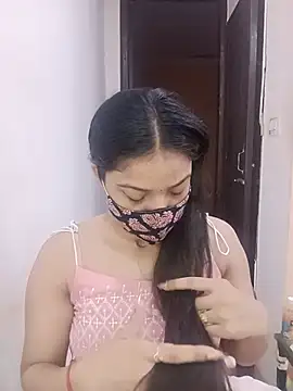 Snapshot of Cute_Rakhi8 chatting on 07.25.26 Cute Rakhi8 online show from 07.25.26