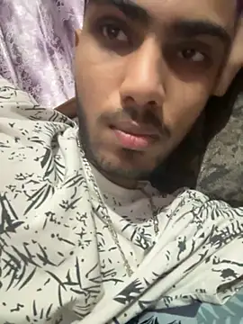 Snapshot of hoegupta chatting on 10.27.25 hoegupta online show from 10.27.25