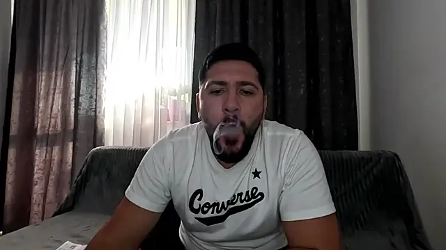 Gold Alpha Boy online show from 10.23.25