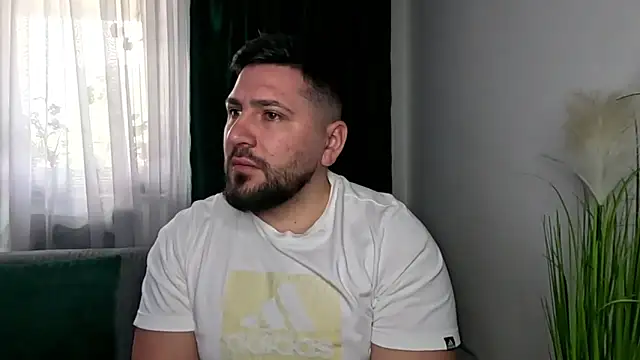 Gold Alpha Boy online show from 04.22.26