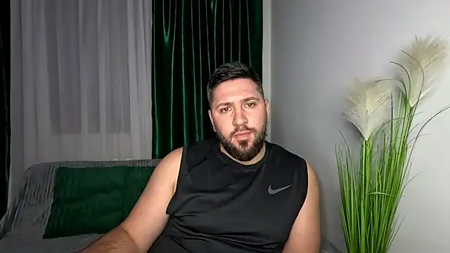 Gold Alpha Boy online show from 04.22.26
