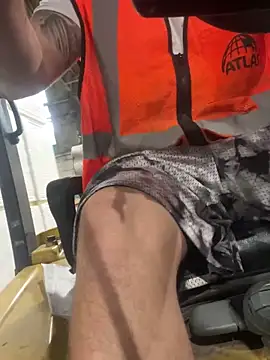 PuttieIn online show from 09.30.25