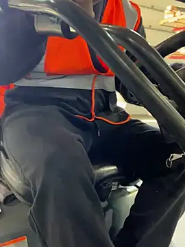 PuttieIn online show from 04.24.26