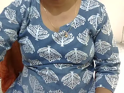 CHAMELI4747 online show from 08.03.26