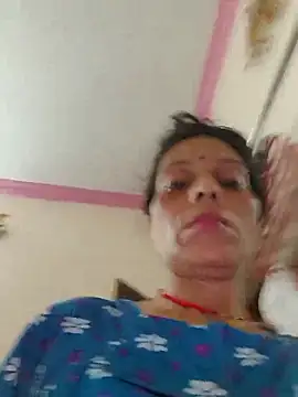 Snapshot of ISHANI-SINGH chatting on 09.18.25 ISHANI-SINGH online show from 09.18.25