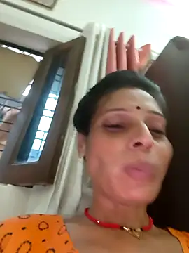 Snapshot of ISHANI-SINGH chatting on 09.19.25 ISHANI-SINGH online show from 09.19.25