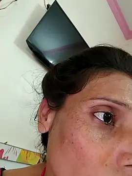 Snapshot of ISHANI-SINGH chatting on 09.25.25 ISHANI-SINGH online show from 09.25.25