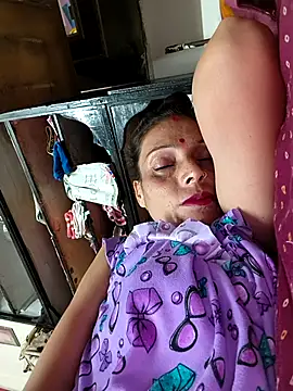 Snapshot of ISHANI-SINGH chatting on 09.29.25 ISHANI-SINGH online show from 09.29.25