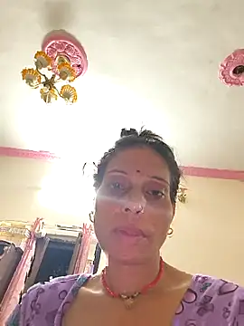 Snapshot of ISHANI-SINGH chatting on 09.30.25 ISHANI-SINGH online show from 09.30.25