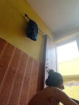 Snapshot of ISHANI-SINGH chatting on 10.25.25 ISHANI-SINGH online show from 10.25.25