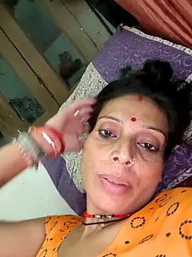 Snapshot of ISHANI-SINGH chatting on 10.30.25 ISHANI-SINGH online show from 10.30.25