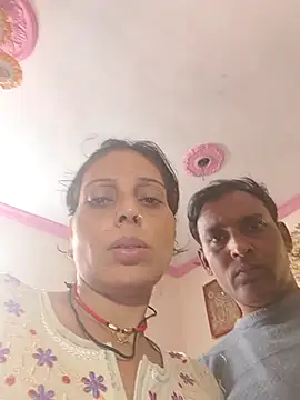 Snapshot of ISHANI-SINGH chatting on 11.13.25 ISHANI-SINGH online show from 11.13.25