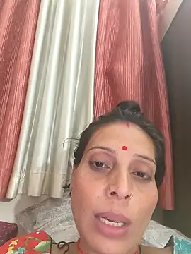 Snapshot of ISHANI-SINGH chatting on 11.25.25 ISHANI-SINGH online show from 11.25.25