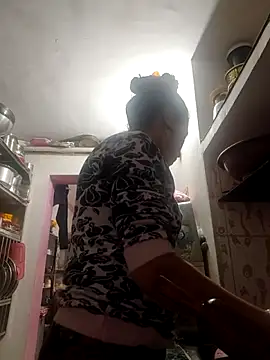 Snapshot of ISHANI-SINGH chatting on 02.02.26 ISHANI-SINGH online show from 02.02.26