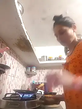 ISHANI-SINGH online show from 02.12.26