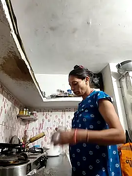 ISHANI-SINGH online show from 04.24.26