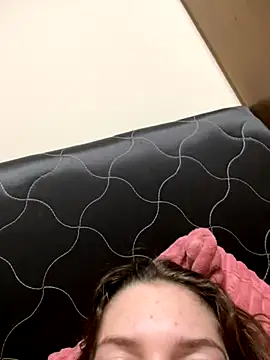 Snapshot of SafadaJS chatting on 11.18.25 SafadaJS online show from 11.18.25