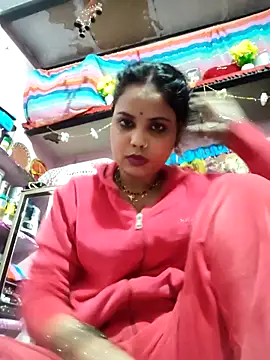 Snapshot of Cut_ragni chatting on 02.17.26 Cut ragni online show from 02.17.26