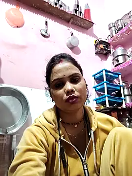 Snapshot of Cut_ragni chatting on 02.24.26 Cut ragni online show from 02.24.26