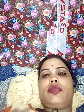 Snapshot of Cut_ragni chatting on 03.05.26 Cut ragni online show from 03.05.26