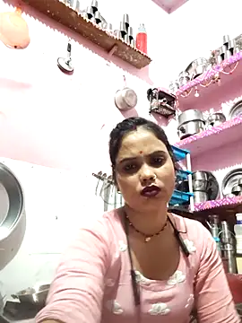 Snapshot of Cut_ragni chatting on 03.12.26 Cut ragni online show from 03.12.26