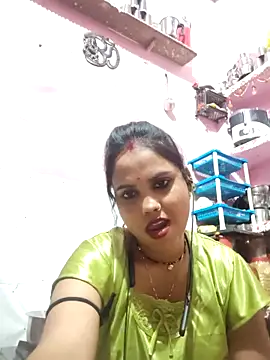 Snapshot of Cut_ragni chatting on 04.09.26 Cut ragni online show from 04.09.26