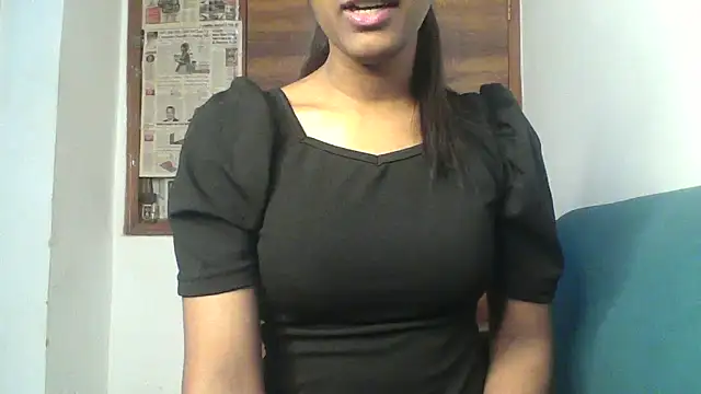 Snapshot of mickle_james chatting on 02.16.26 mickle james online show from 02.16.26