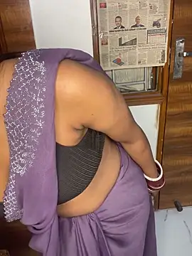 Snapshot of mickle_james chatting on 03.05.26 mickle james online show from 03.05.26