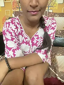 Snapshot of mickle_james chatting on 03.22.26 mickle james online show from 03.22.26