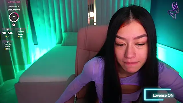 FataleNellie online show from 11.21.25