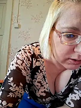 VikaKing online show from 04.27.26