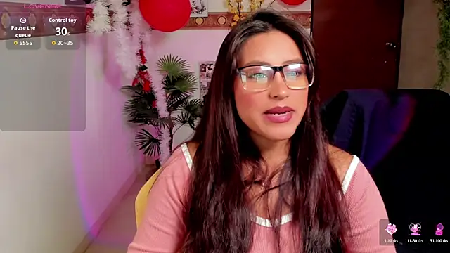 Cameroon-Diaz online show from 02.18.26