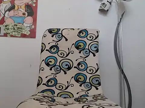 Snapshot of Thomasjons_ chatting on 10.07.25 Thomasjons online show from 10.07.25