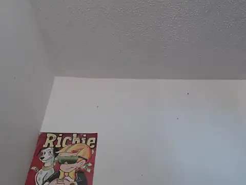 Snapshot of Thomasjons_ chatting on 10.23.25 Thomasjons online show from 10.23.25