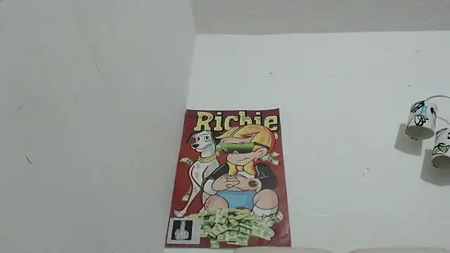 Snapshot of Thomasjons_ chatting on 11.23.25 Thomasjons online show from 11.23.25