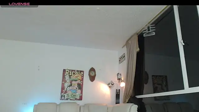 Thomasjons  online show from 04.28.26