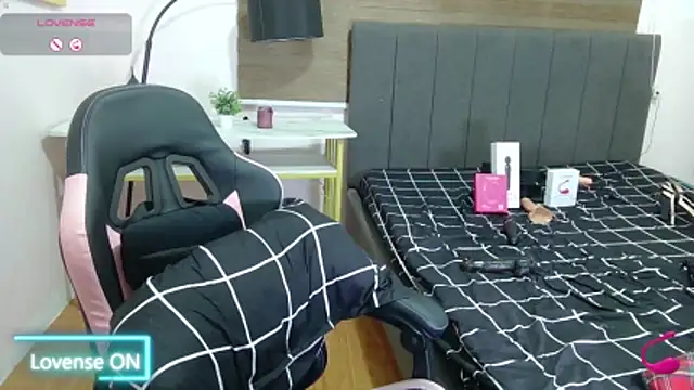 cumwetmebaby online show from 05.03.26