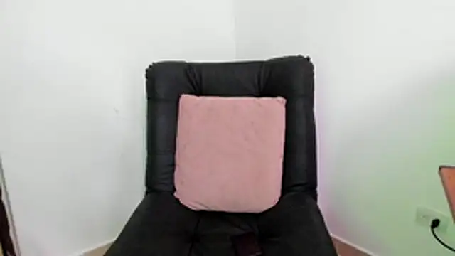 axel davis  online show from 12.16.25