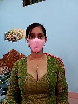 Snapshot of Cute_Faria chatting on 11.10.25 Cute Faria online show from 11.10.25