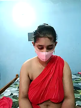 Snapshot of Cute_Faria chatting on 11.21.25 Cute Faria online show from 11.21.25