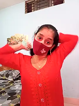 Snapshot of Cute_Faria chatting on 11.28.25 Cute Faria online show from 11.28.25