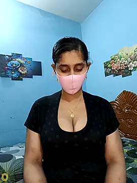 Snapshot of Cute_Faria chatting on 12.18.25 Cute Faria online show from 12.18.25