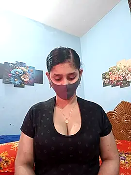 Snapshot of Cute_Faria chatting on 03.12.26 Cute Faria online show from 03.12.26