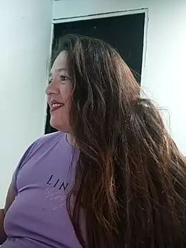 Daphne girlsex online show from 04.27.26