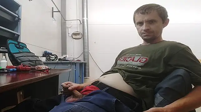 Snapshot of jimmilove chatting on 09.10.25 jimmilove online show from 09.10.25