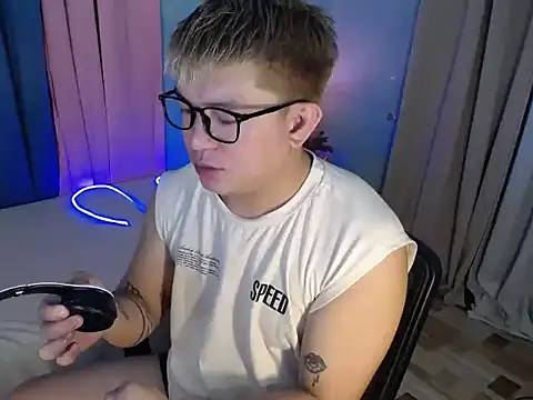 Fuckboii intown online show from 07.10.26